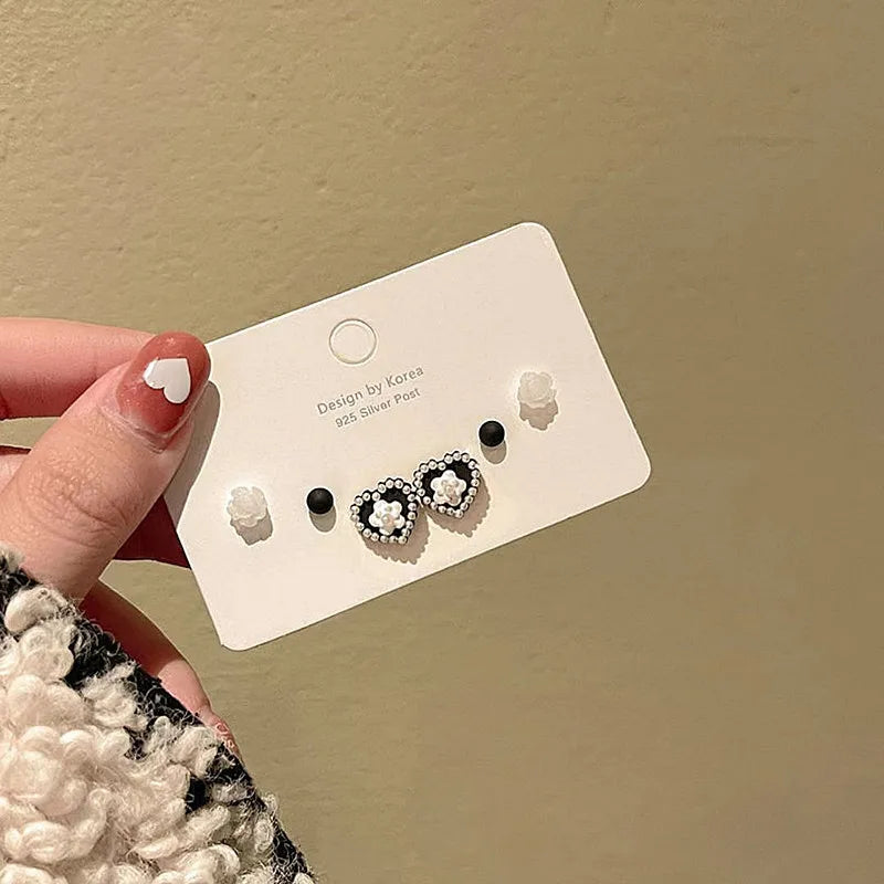 Conjunto de Mini Brincos Stud em Prata S925 - Joia Simples e Elegante